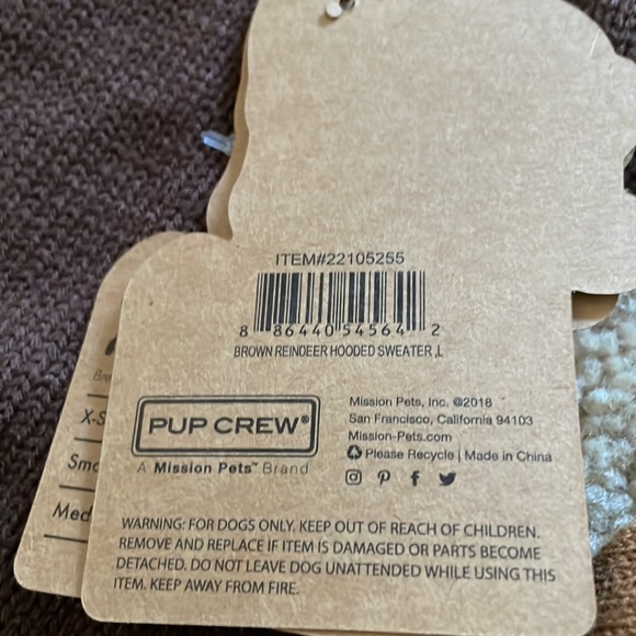 Adorable reindeer dog sweaters size large - Picture 6 of 6